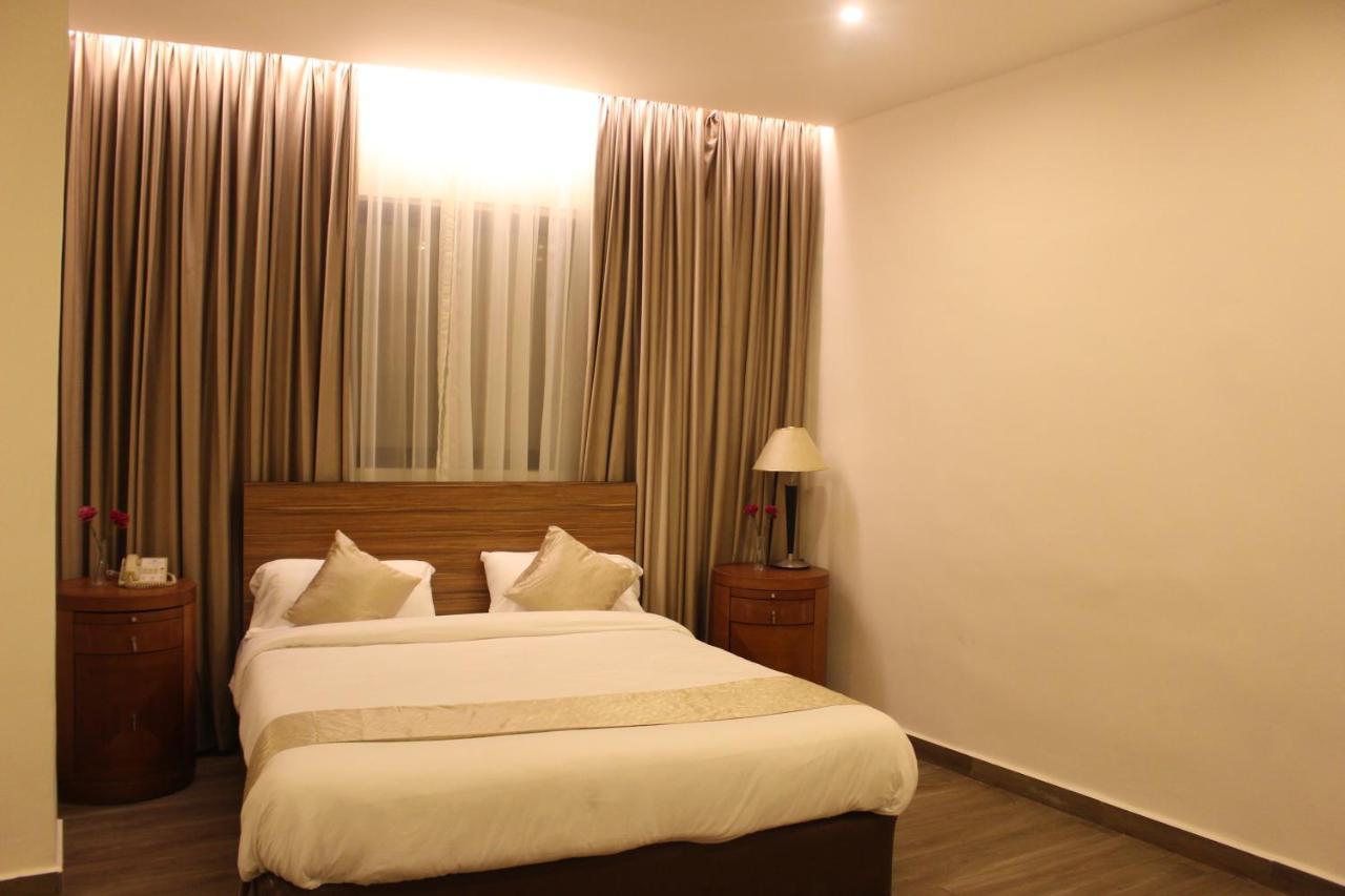 New Merryland Hotel Аман Екстериор снимка
