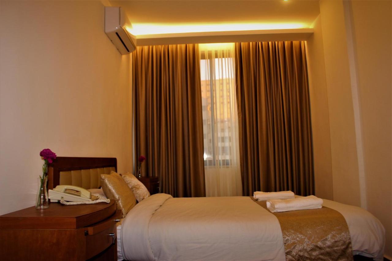 New Merryland Hotel Аман Екстериор снимка